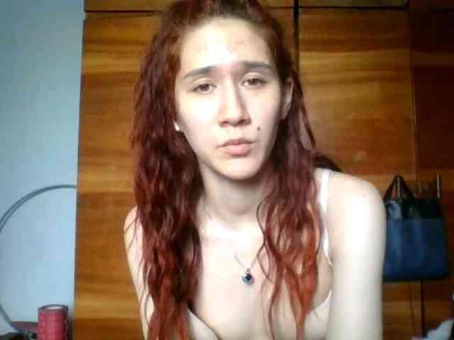 QueenHerson webcam