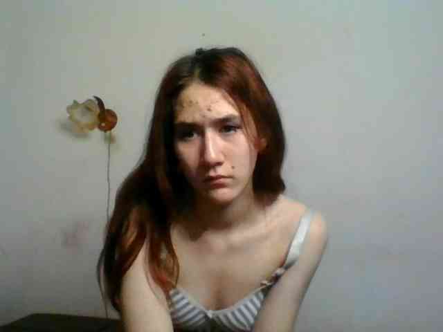 QueenHerson webcam
