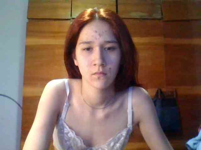 QueenHerson webcam