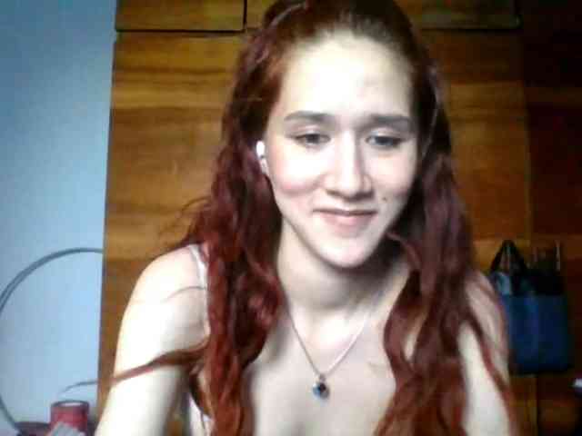 QueenHerson webcam