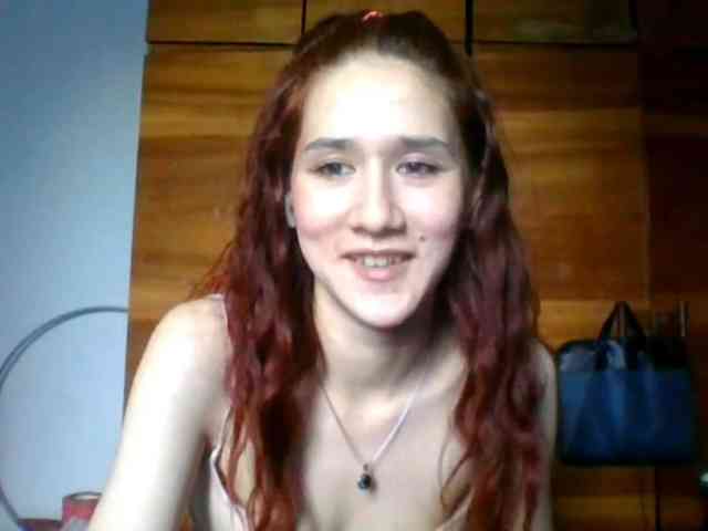QueenHerson webcam