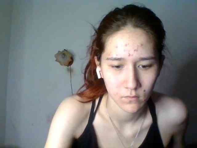 QueenHerson webcam