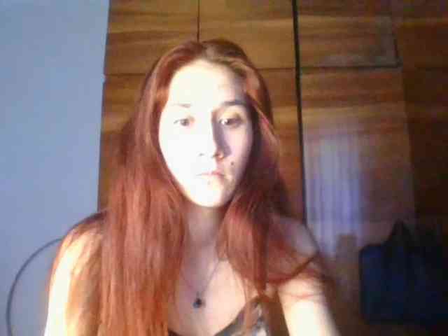QueenHerson webcam