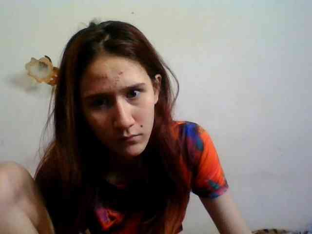 QueenHerson webcam