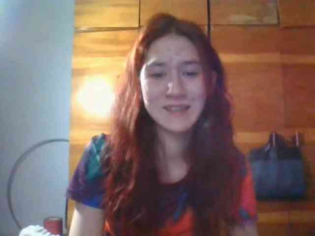 QueenHerson webcam