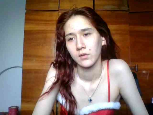 QueenHerson webcam