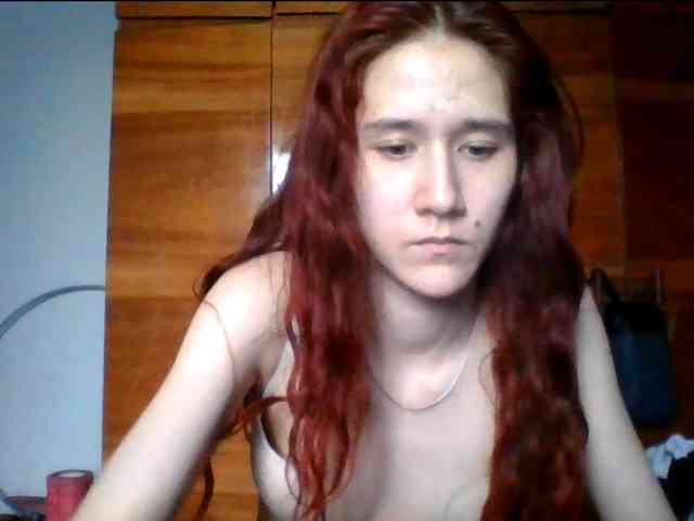 QueenHerson webcam