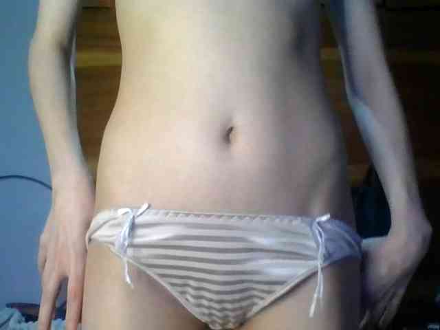 QueenHerson webcam