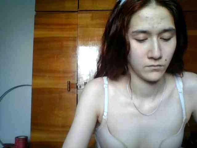 QueenHerson webcam