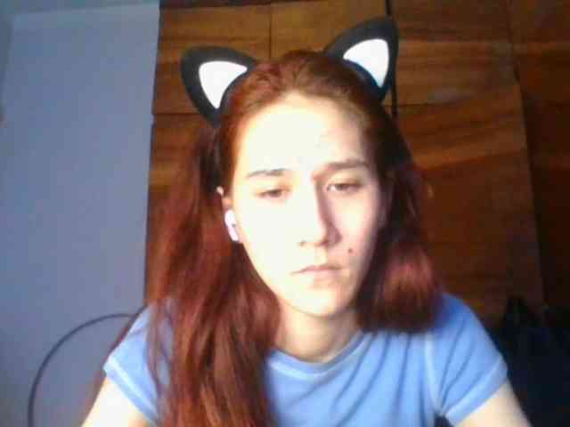 QueenHerson webcam