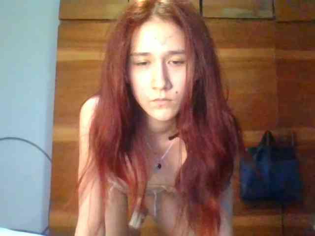 QueenHerson webcam