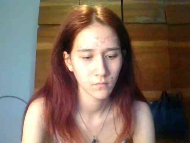 QueenHerson webcam