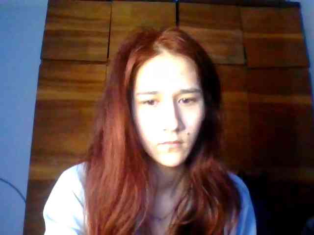 QueenHerson webcam