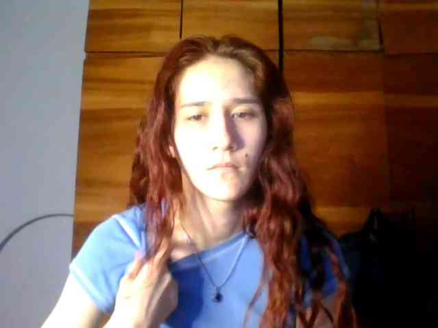 QueenHerson webcam