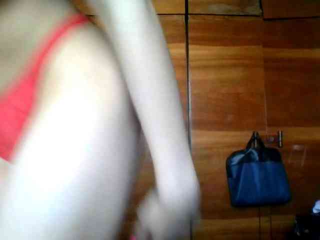 QueenHerson webcam