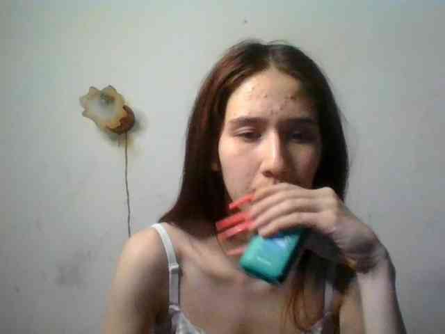 QueenHerson webcam
