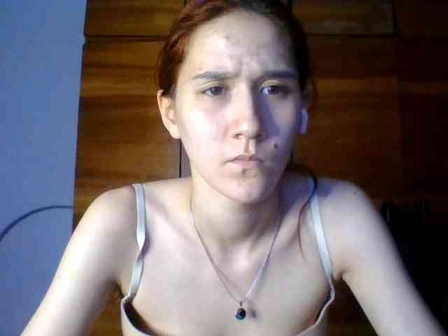 QueenHerson webcam