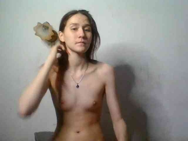 QueenHerson webcam