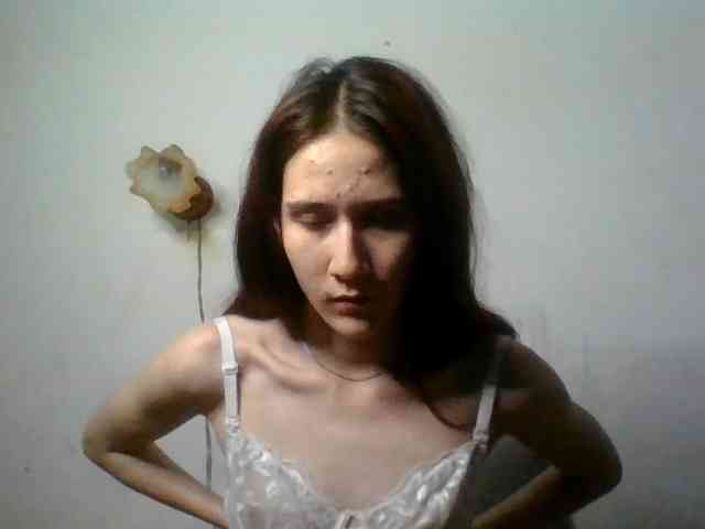 QueenHerson webcam