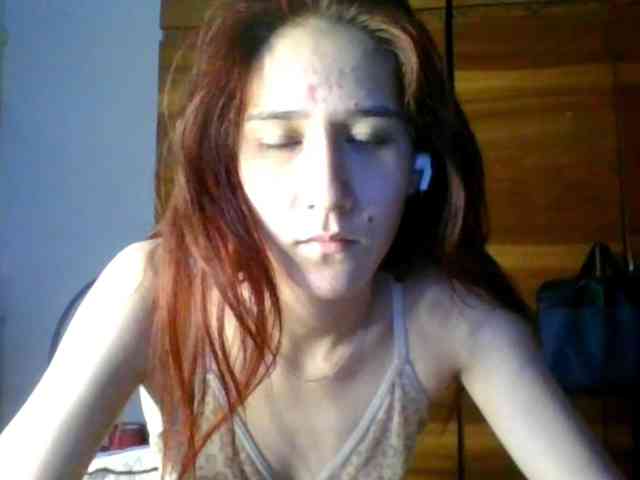 QueenHerson webcam