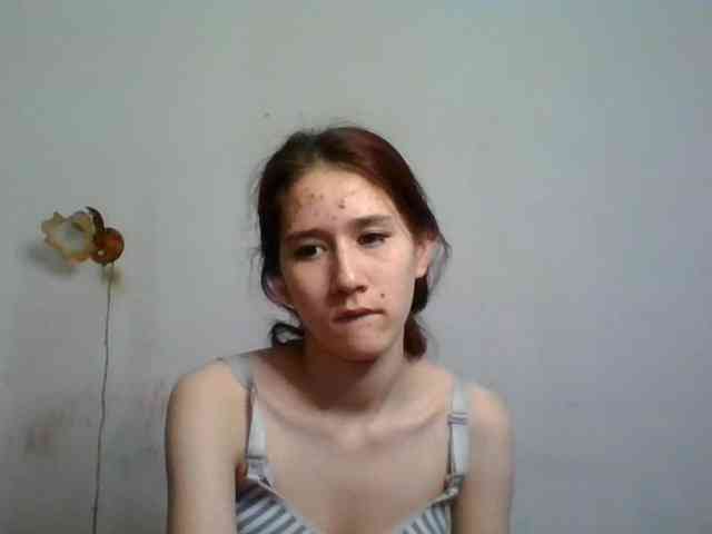 QueenHerson webcam