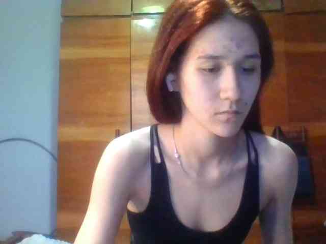 QueenHerson webcam