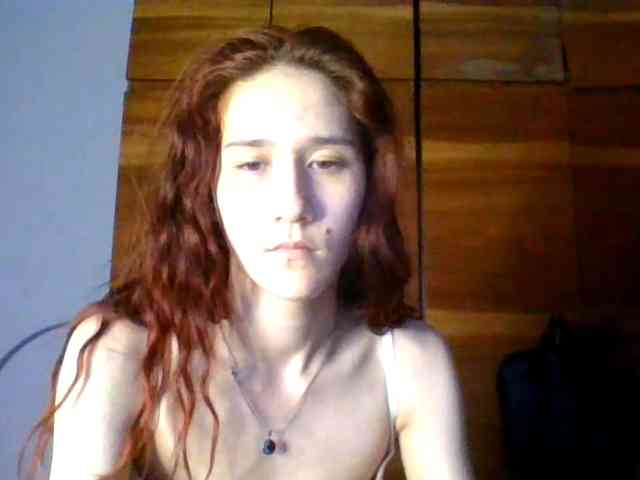 QueenHerson webcam