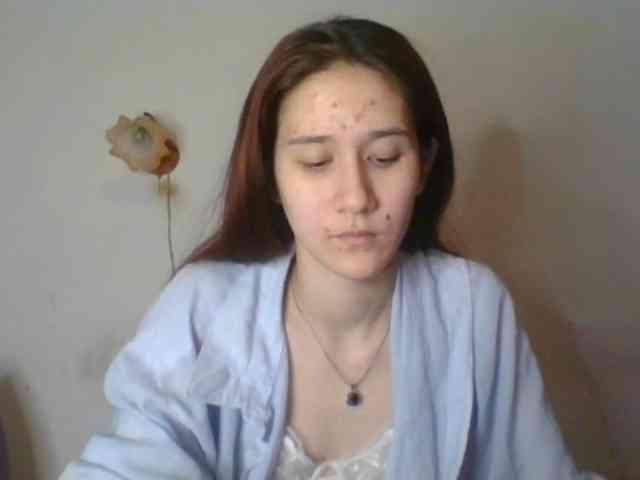 QueenHerson webcam