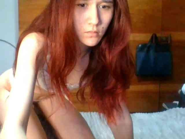 QueenHerson webcam
