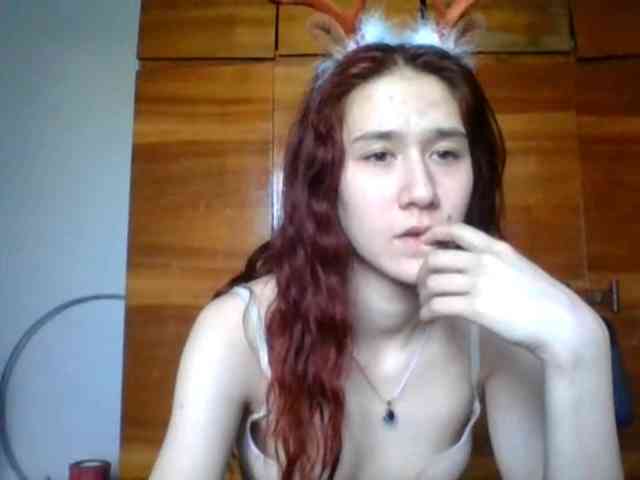 QueenHerson webcam