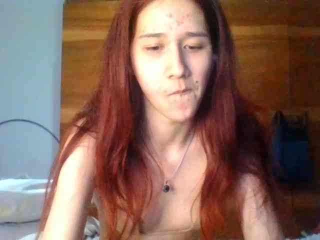 QueenHerson webcam