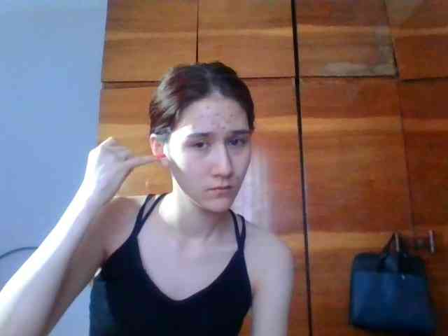 QueenHerson webcam