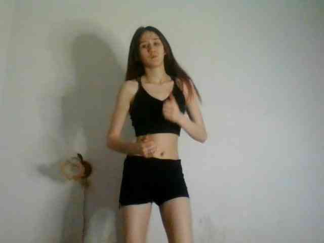 QueenHerson webcam