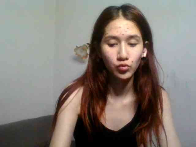QueenHerson webcam