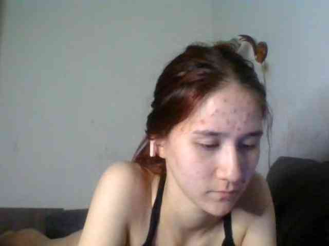 QueenHerson webcam