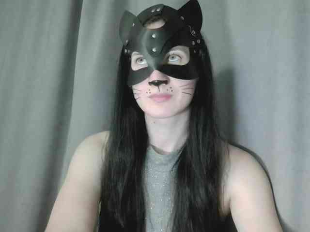 Lady-cat webcam