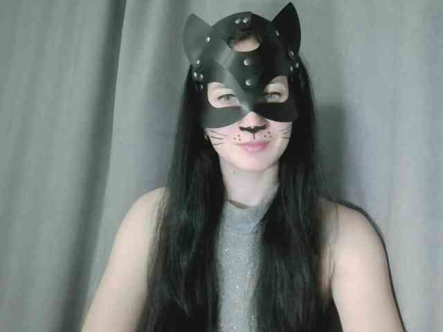 Lady-cat webcam
