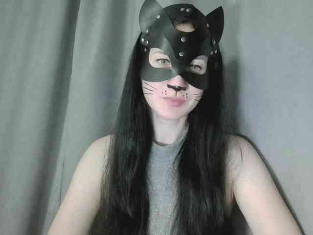 Lady-cat webcam