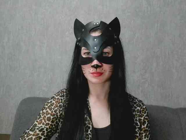 Lady-cat webcam