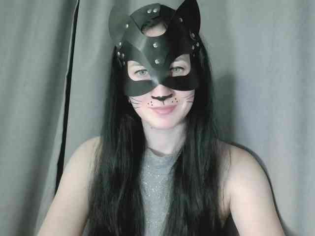 Lady-cat webcam