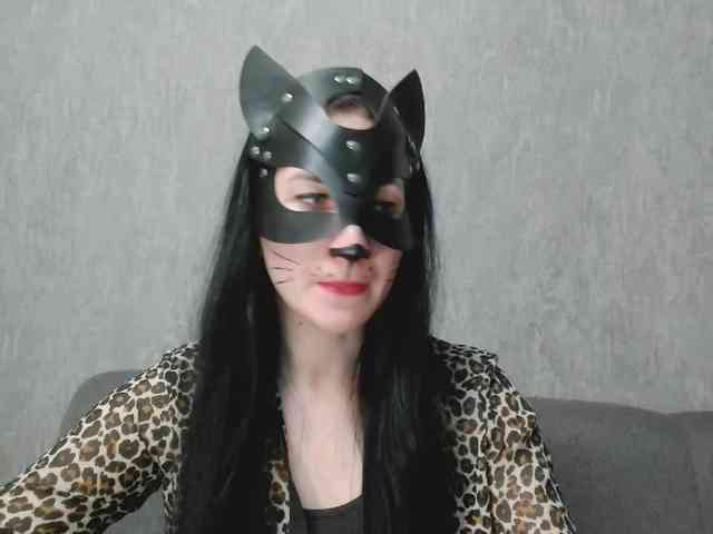 Lady-cat webcam