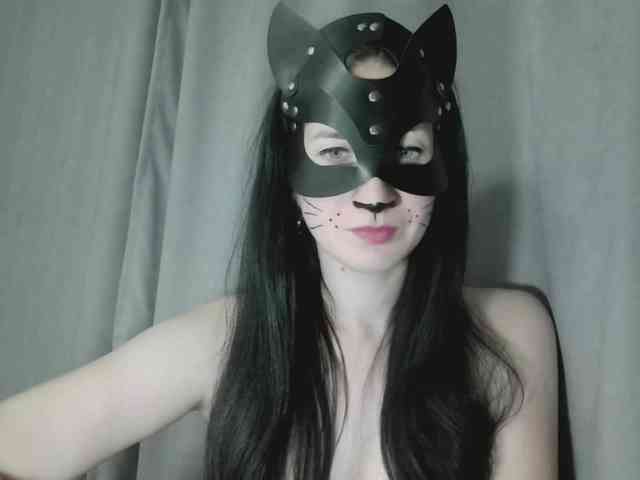 Lady-cat webcam
