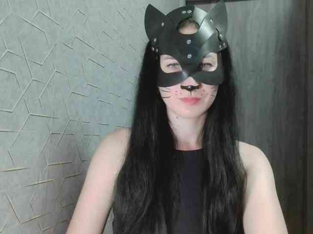 Lady-cat webcam