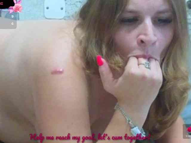 Yoyrgirlxx webcam