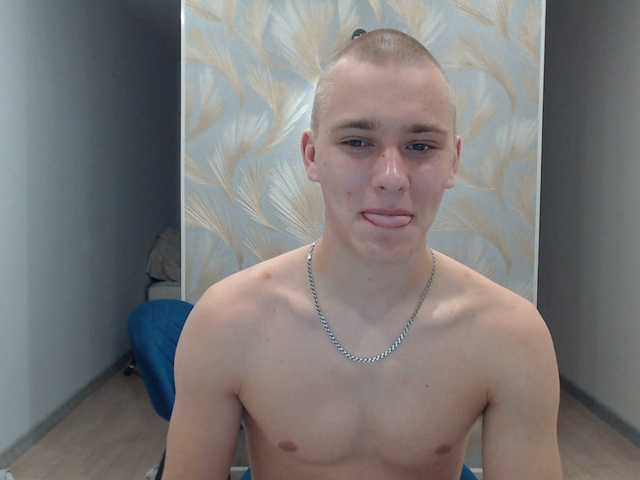 zefir2007 live cam on BongaCams