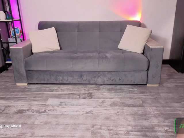 Long-Play live webcam show