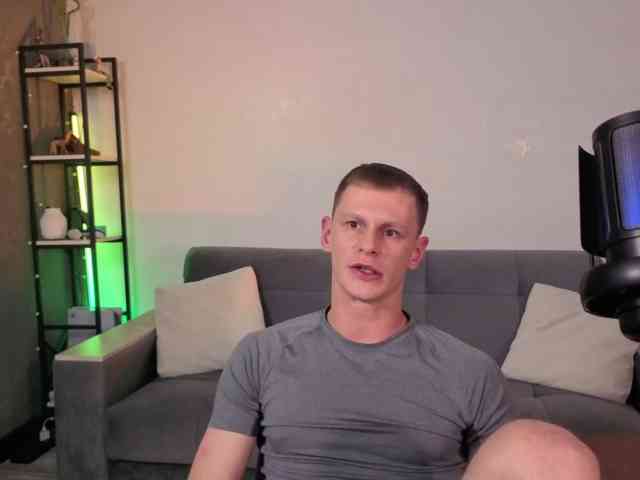 Long-Play Sex Cam Show