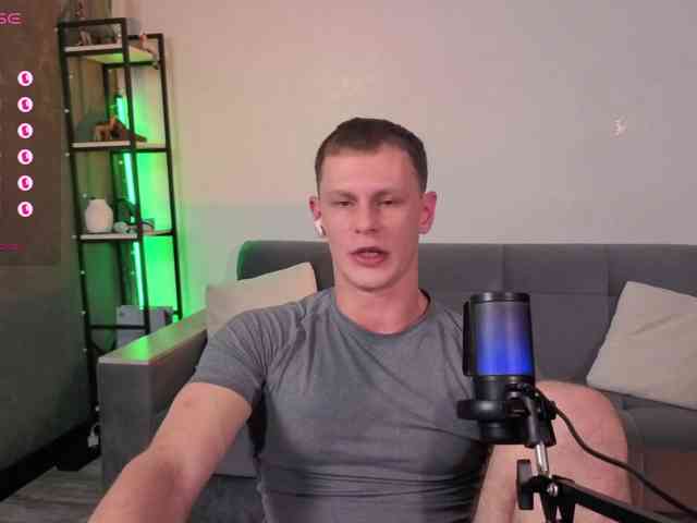 Long-Play Sex Cam Show