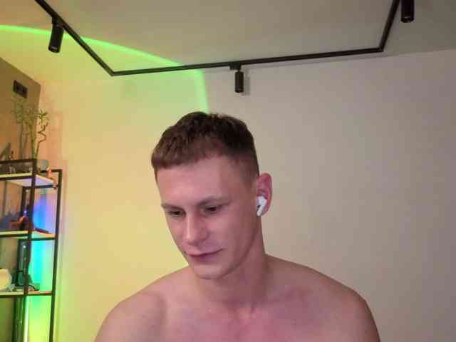 Long-Play Live Webcam on BongaCams