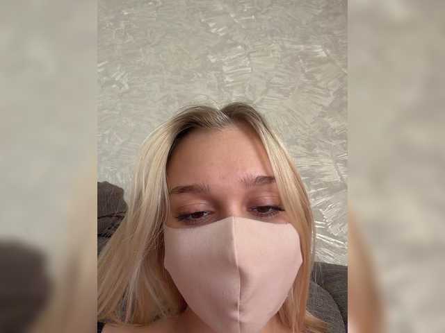 KiraBlin live cam on BongaCams